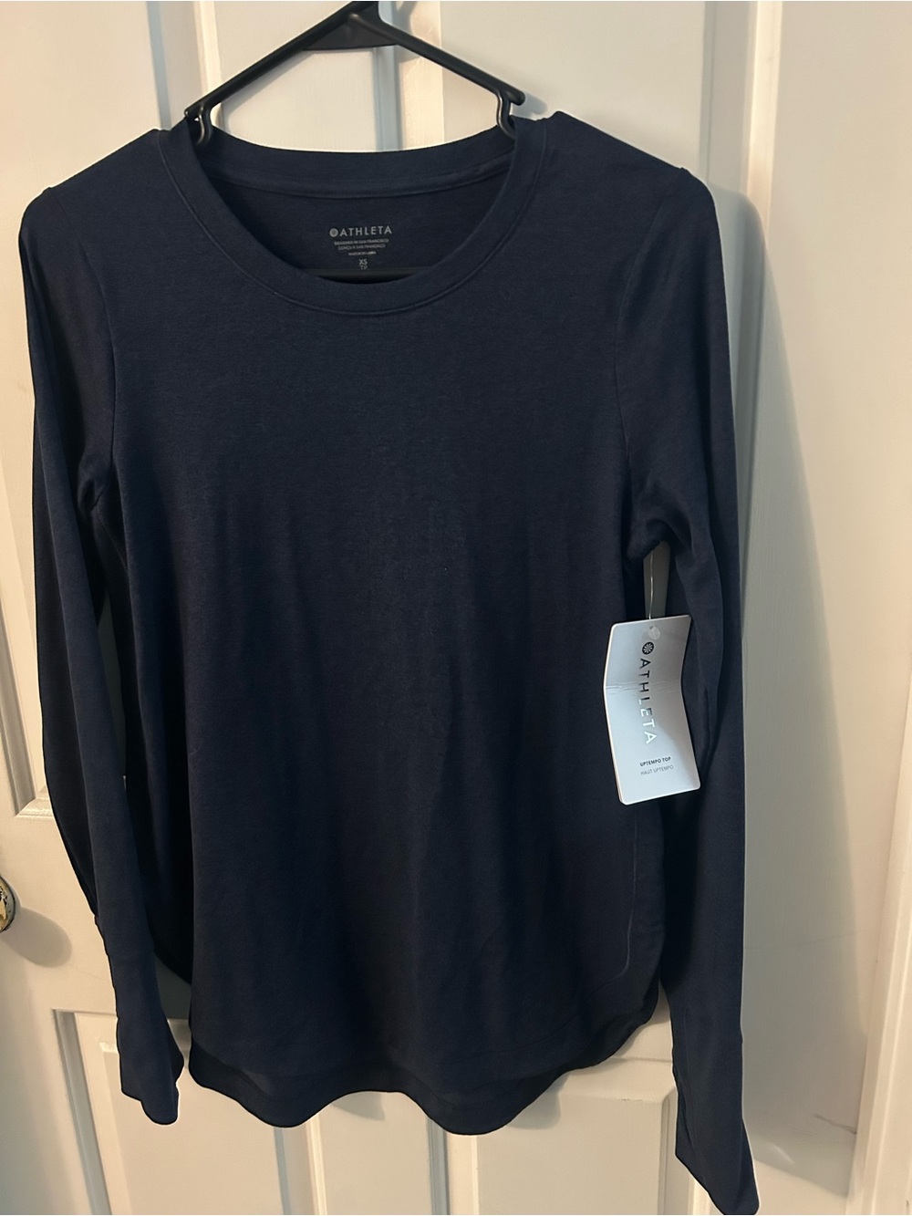 NWT Athleta Uptempo long sleeve top- Navy Blue size XS